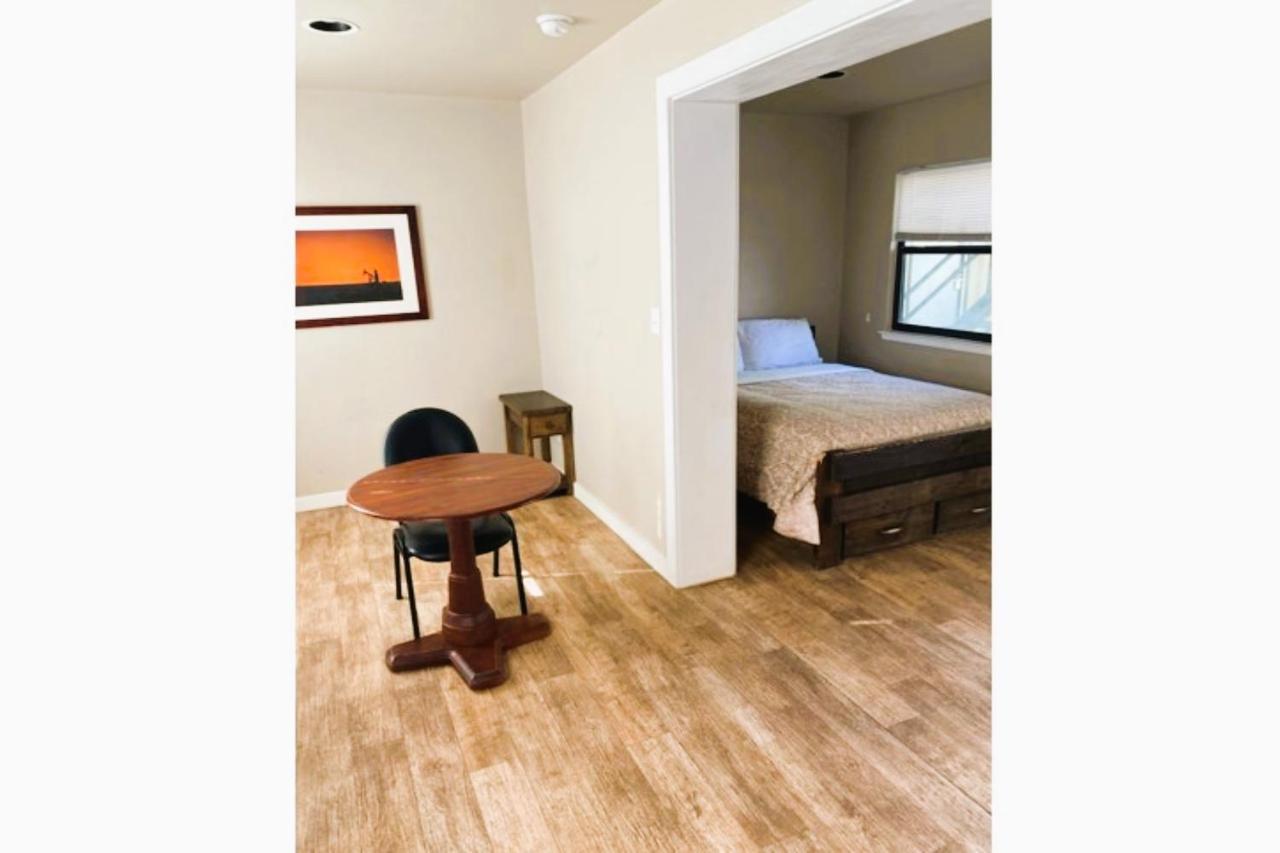 The Resource Inn -Big Lake Tx Экстерьер фото